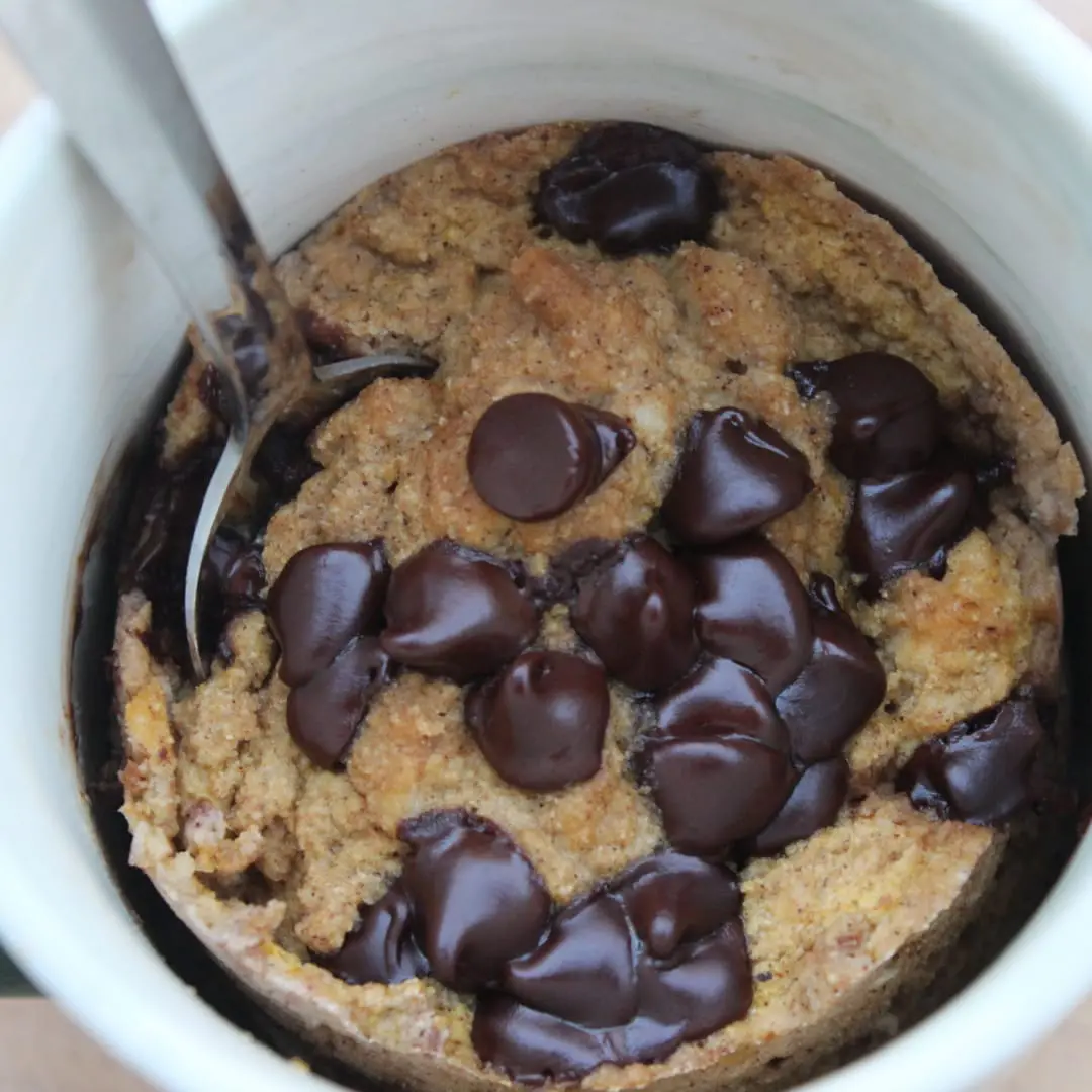 Pumpkin Chip Cake in a Mug