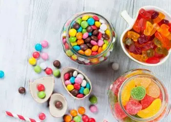 Do Chocolate Sugar Really Cause Acne comp