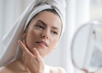 5 STEPS TO GETTING CLEAR OF YOUR ACNE